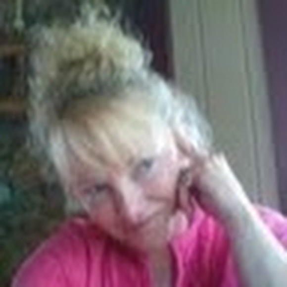 Hi .. Make an Offer - Picture 2 of 2